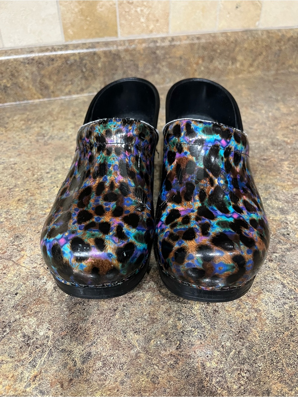 Dansko Professional Clogs EU 38 US 7.5-8 Iridescent Leopard Patent Leather